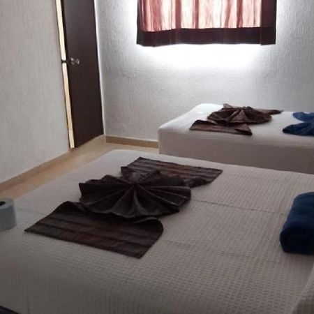Hotel Villa Fontana Chetumal Exteriör bild